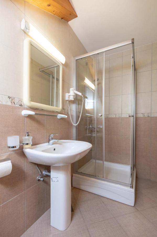 Emily Apartment Sudurad Dış mekan fotoğraf