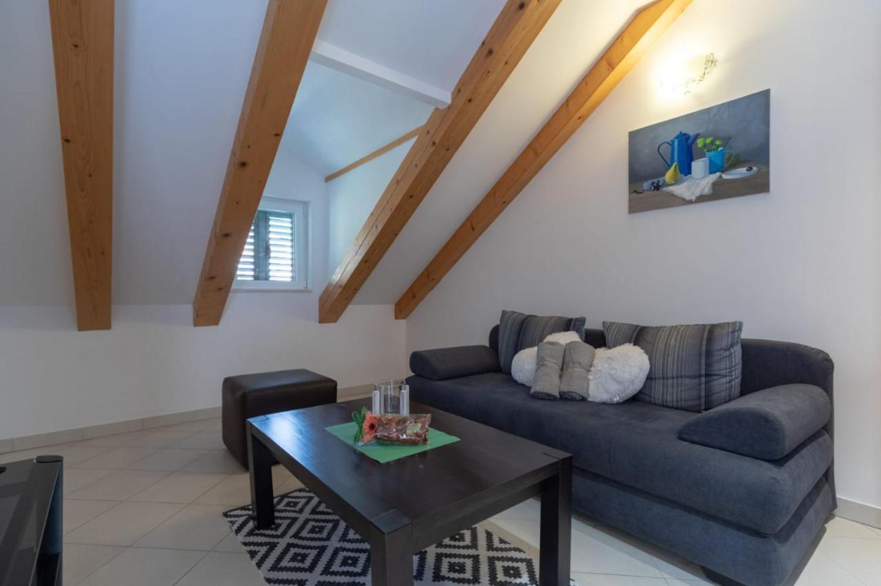 Emily Apartment Sudurad Dış mekan fotoğraf